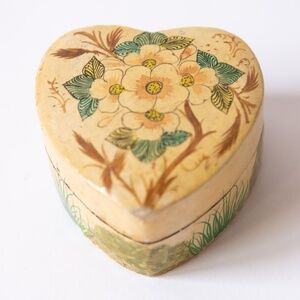 Floral Paper Machier Heart Lidded Trinket Box | Made in India